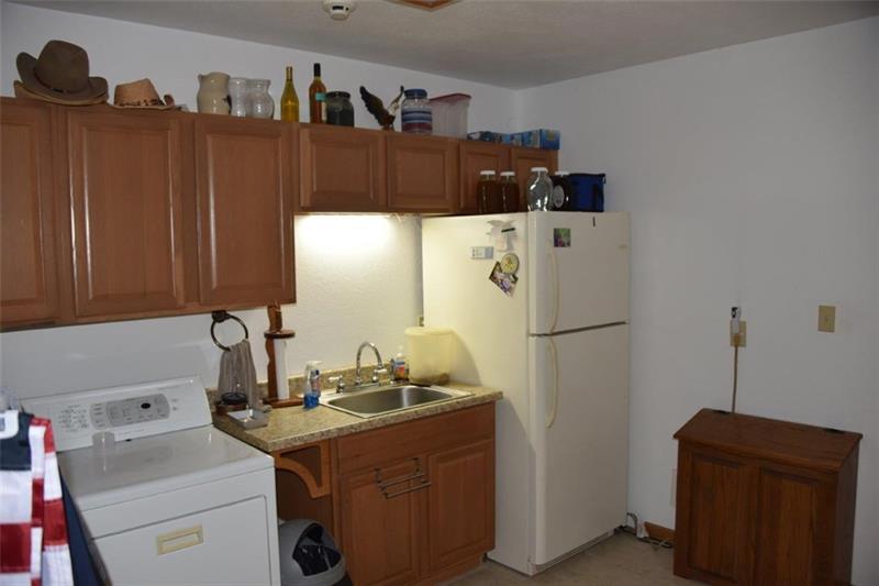 1366 Deerfield Road Washington, PA 15301 - Photo 16 of 25
