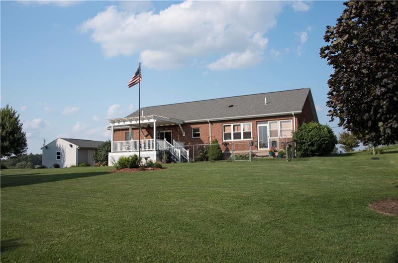 1366 Deerfield Road Washington, PA 15301 - Photo 3 of 25
