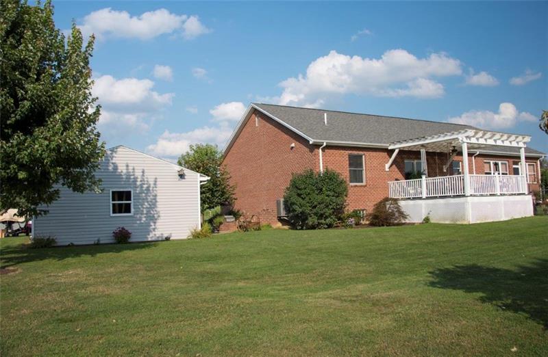 1366 Deerfield Road Washington, PA 15301 - Photo 4 of 25