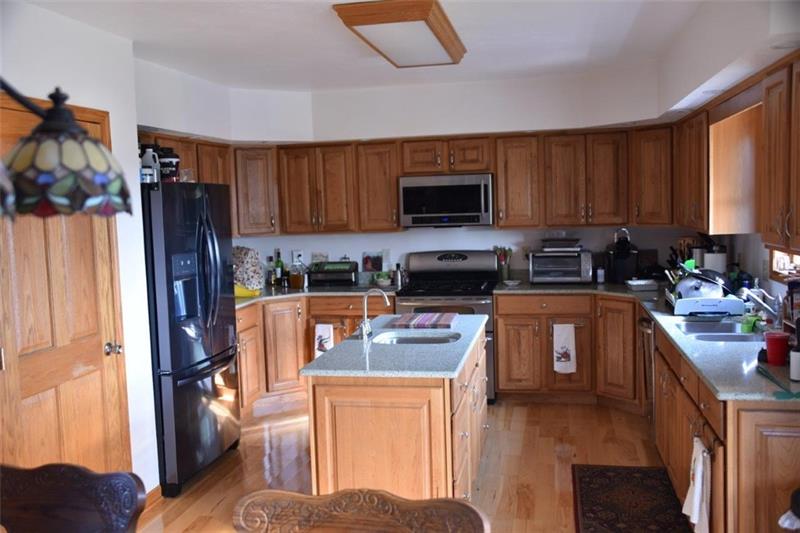 1366 Deerfield Road Washington, PA 15301 - Photo 10 of 25