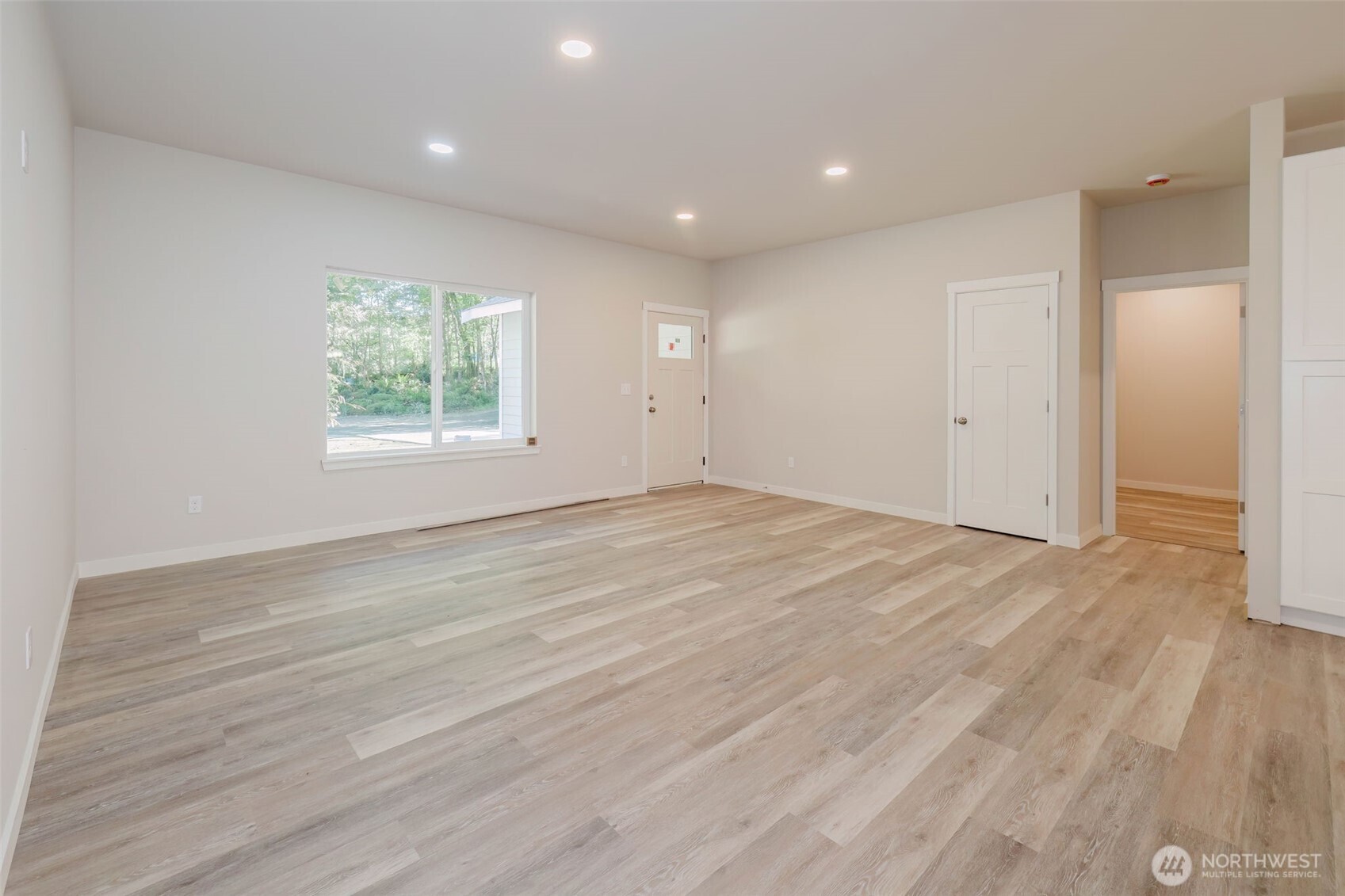 61 East Olyview Road Grapeview, WA 98546 - Photo 6 of 40