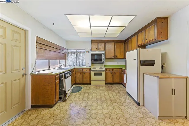 $895,000 | 5163 Charlotte Way, Livermore, CA 94550