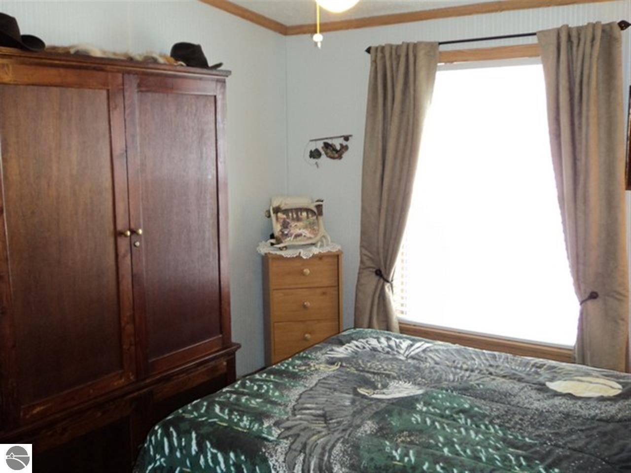 6530 Johnson Road Mancelona, MI 49659 - Photo 28 of 71 1782003-27.JPG