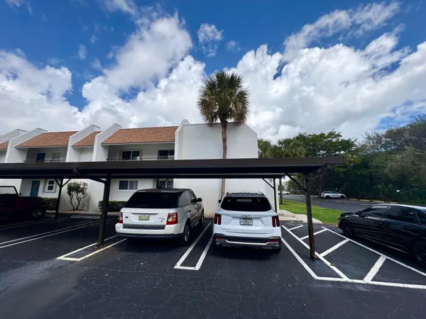 $239,000 | 2915 Southwest 22nd Avenue, Unit 201, Delray Beach, FL 33445