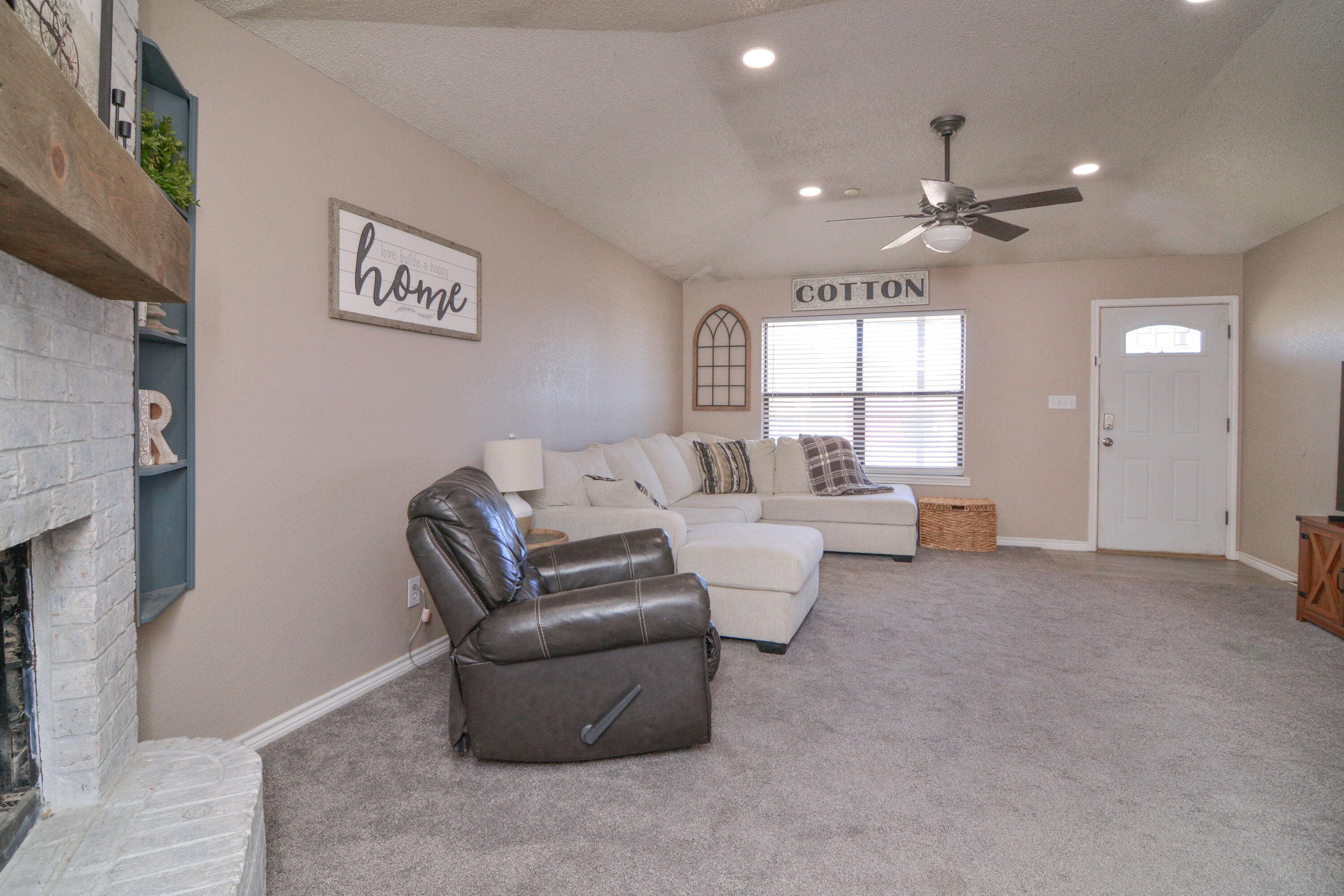 2103 77th Street Lubbock, TX 79423 - Photo 7 of 39 2103 77th St-7
