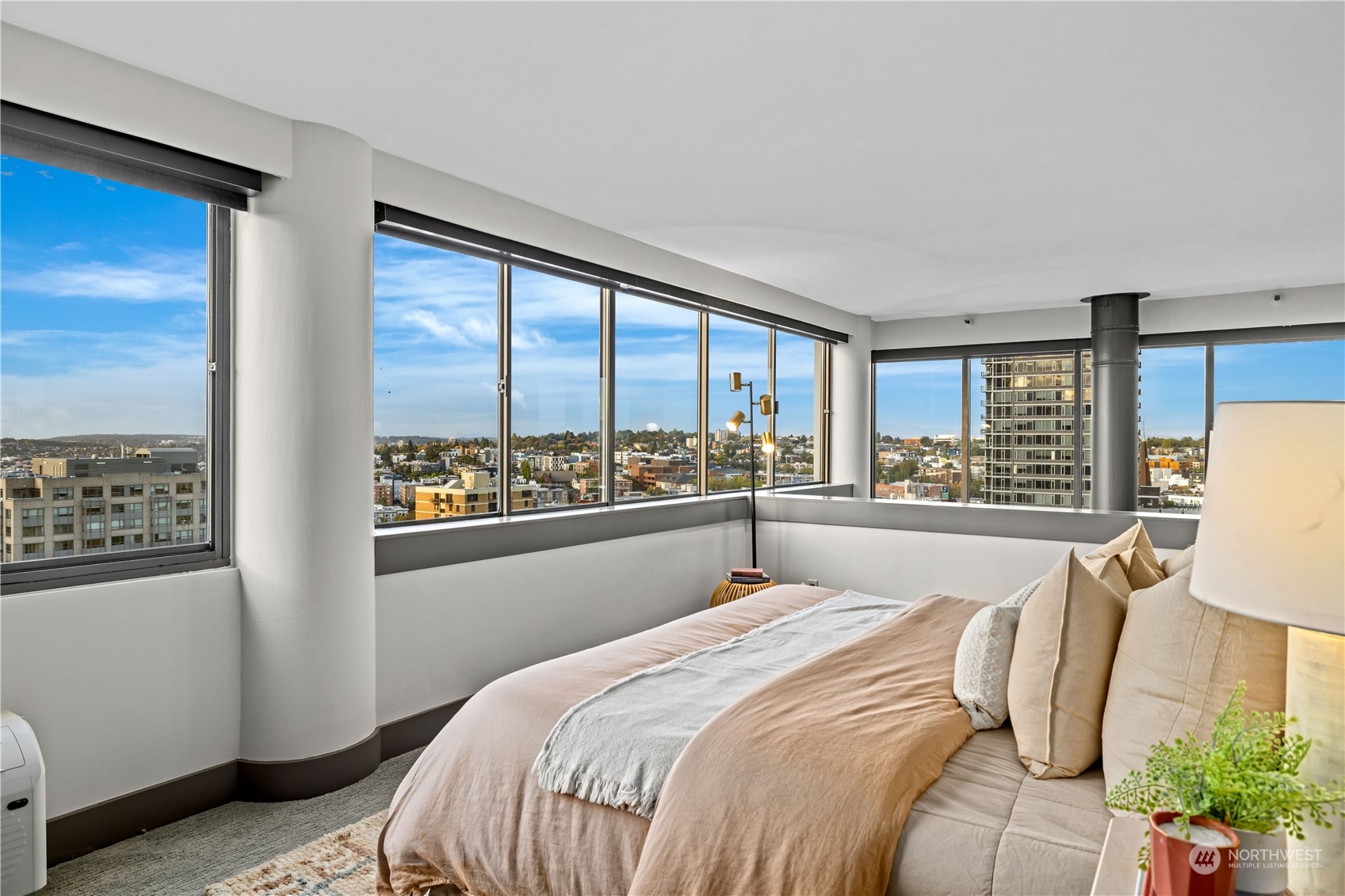 1120 Spring Street, Unit 1602 Seattle, WA 98104 - Photo 17 of 31 Gallery Image 17