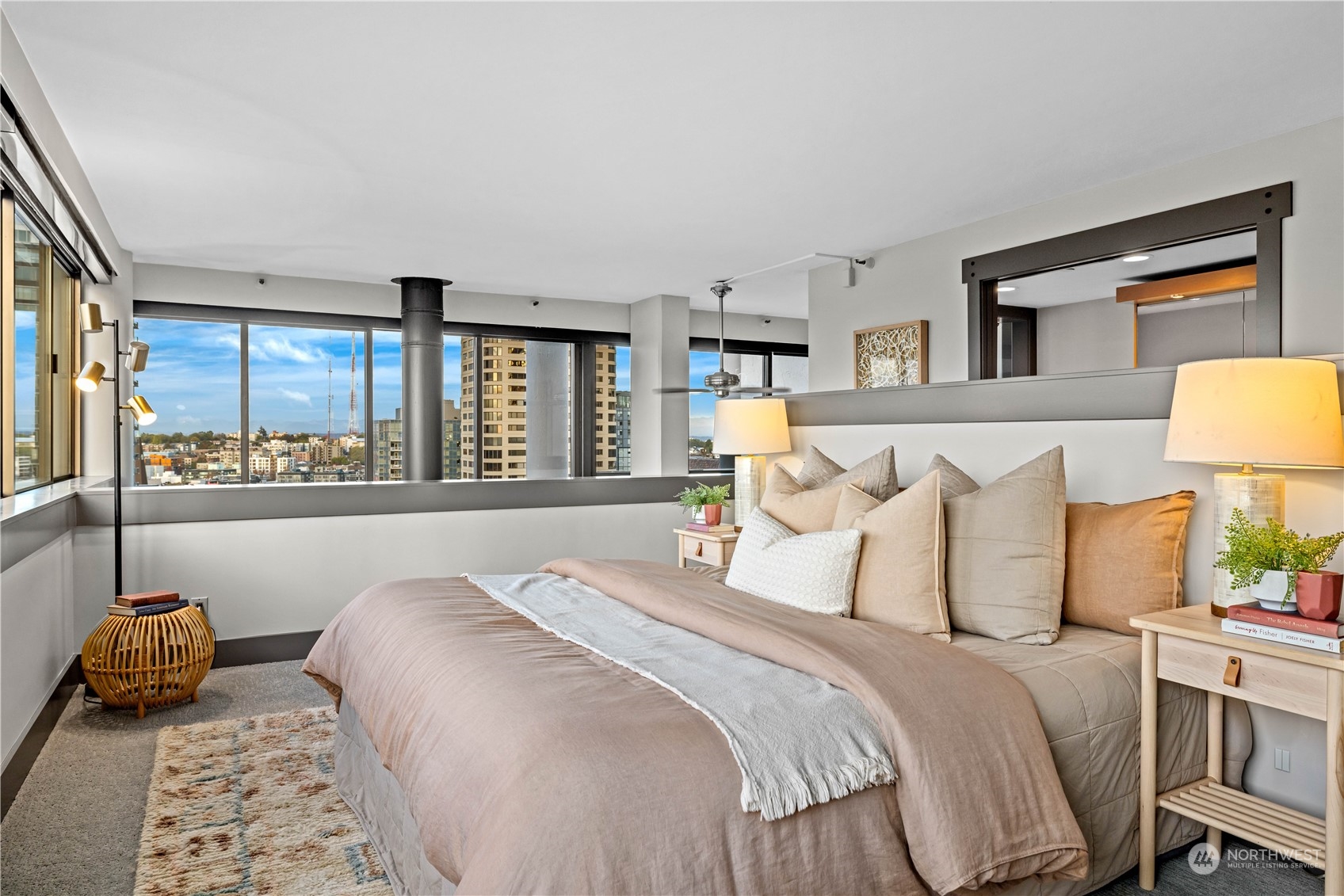 1120 Spring Street, Unit 1602 Seattle, WA 98104 - Photo 18 of 31 Gallery Image 18