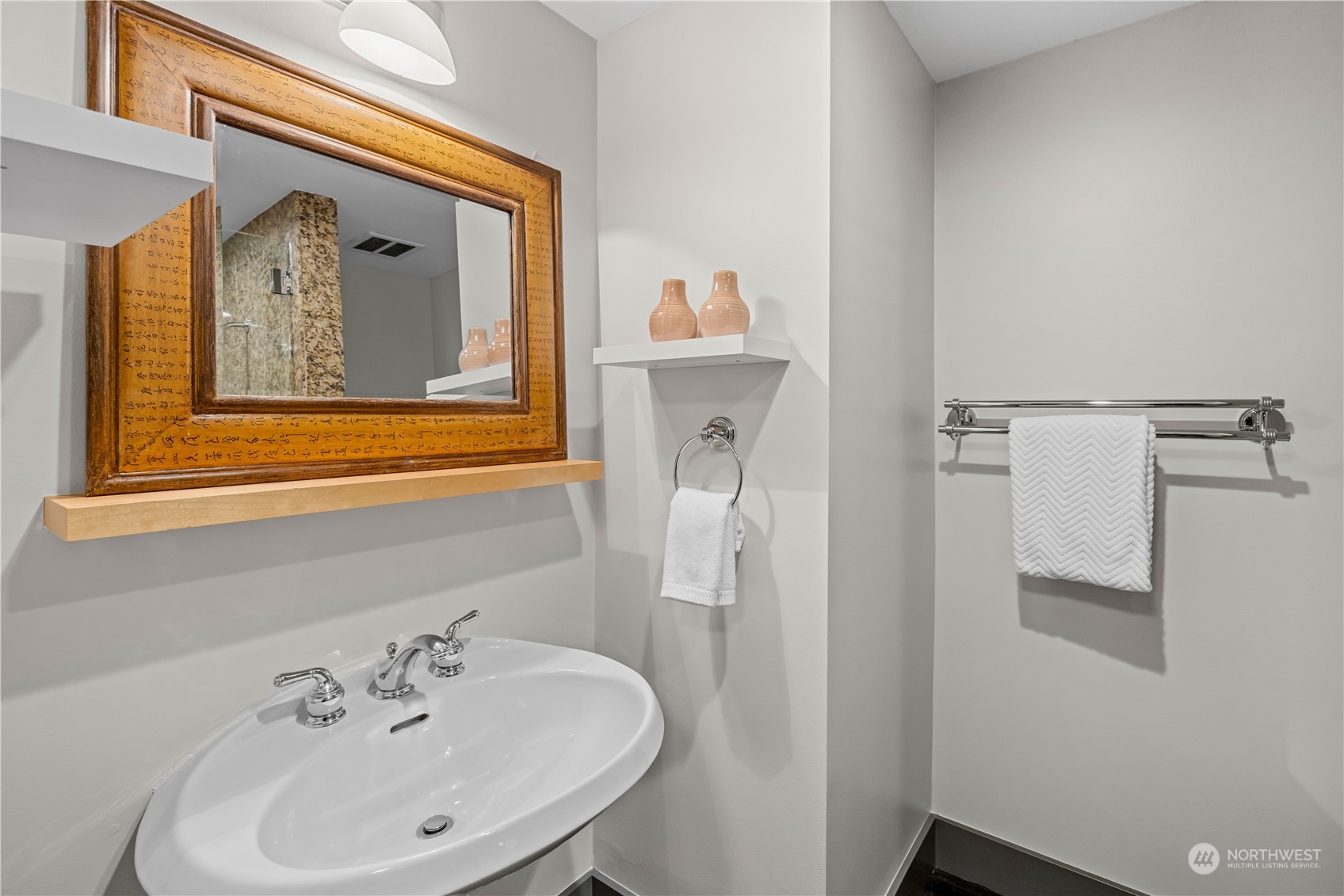 1120 Spring Street, Unit 1602 Seattle, WA 98104 - Photo 22 of 31 Gallery Image 22