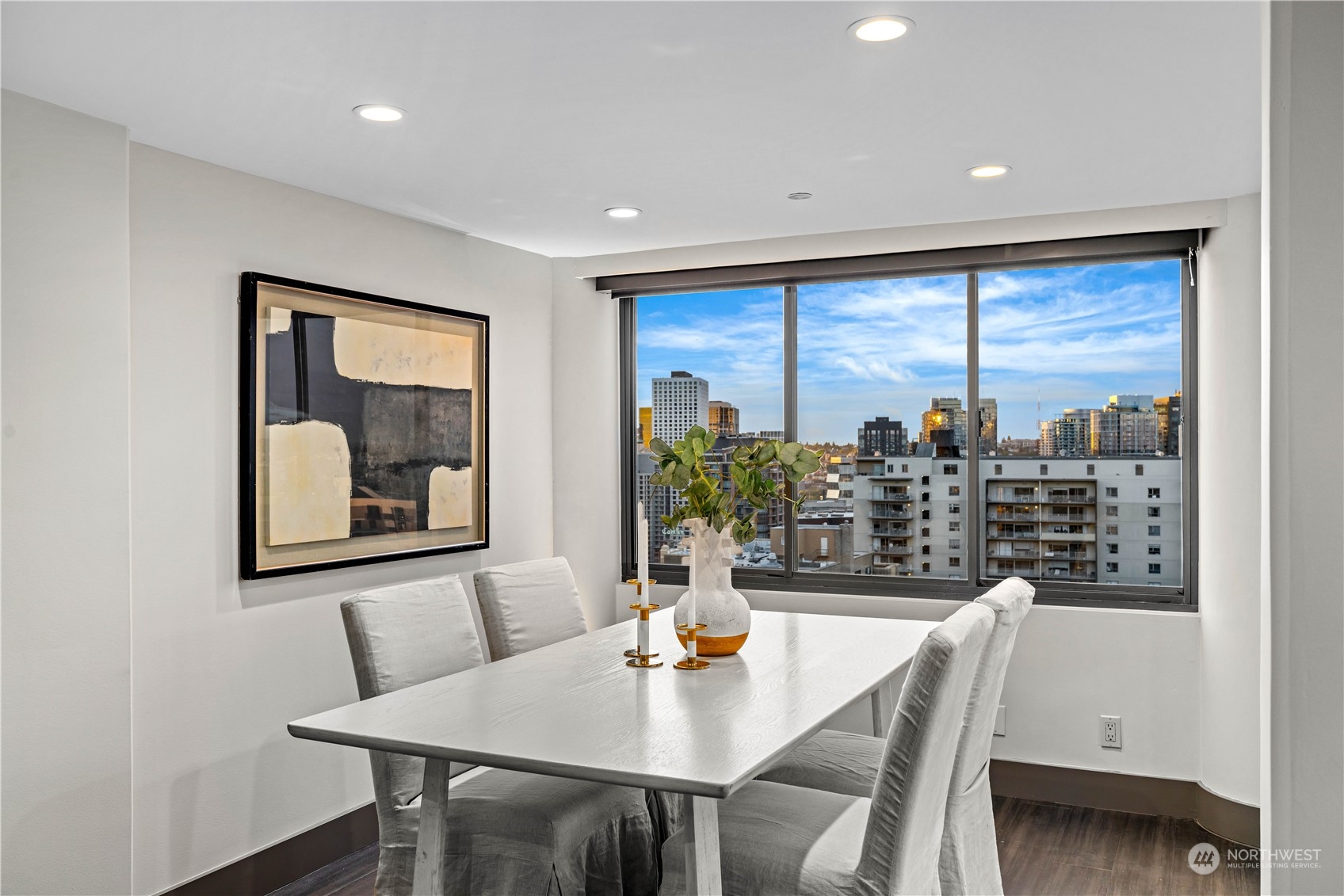 1120 Spring Street, Unit 1602 Seattle, WA 98104 - Photo 8 of 31 Gallery Image 8