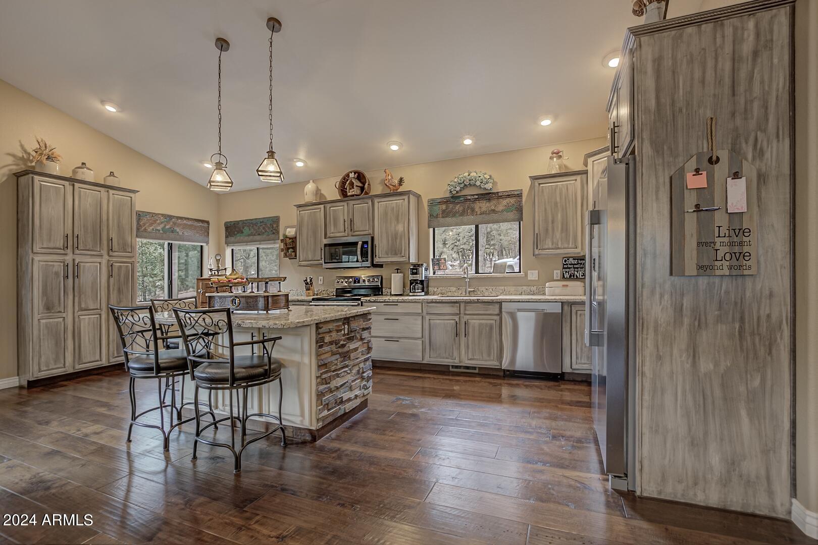 3787 Cemetery Road Pine, AZ 85544 - Photo 11 of 63 Interior MLS 90105