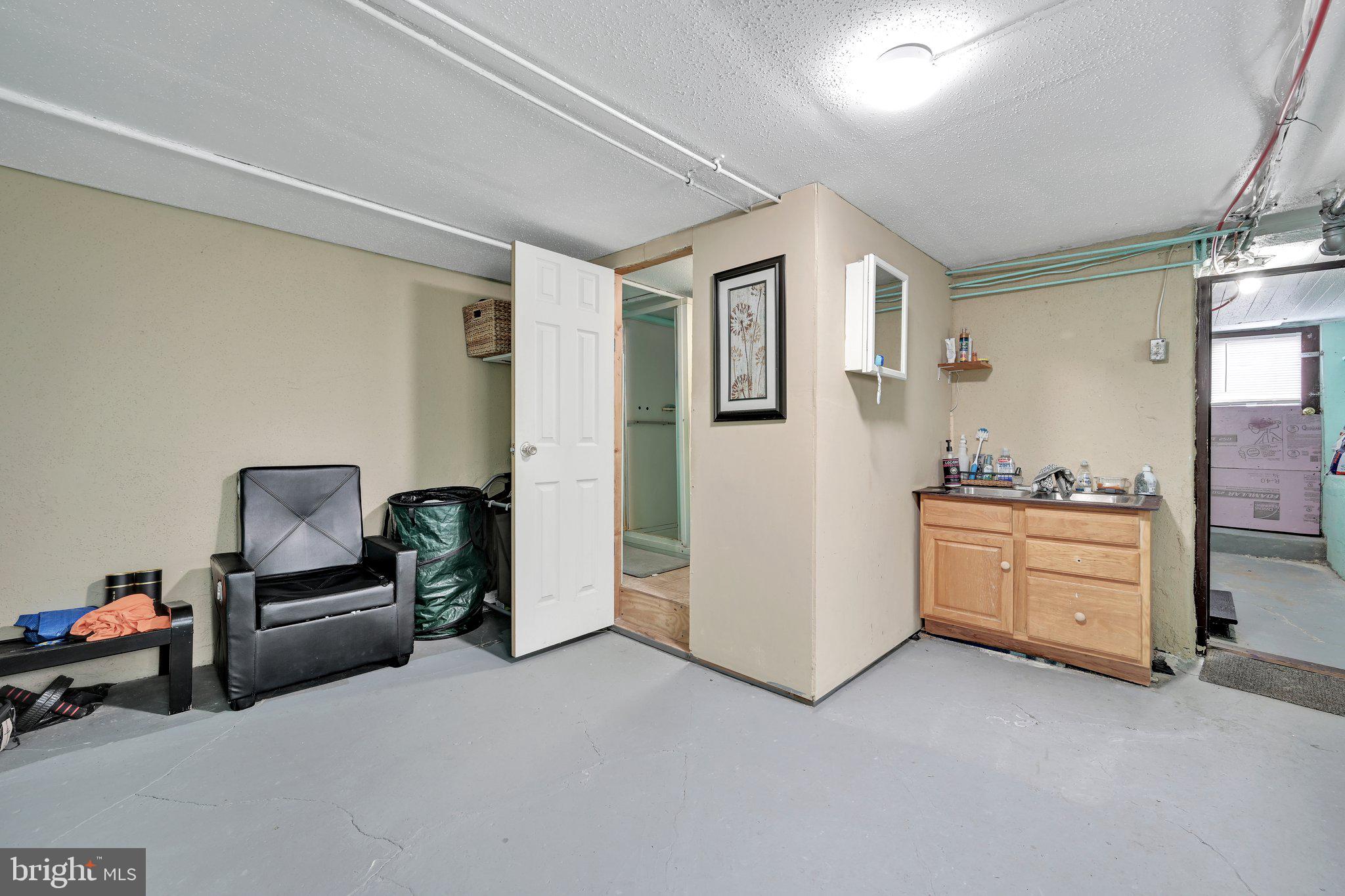 809 Madison Avenue Reading, PA 19601 - Photo 22 of 27 Basement