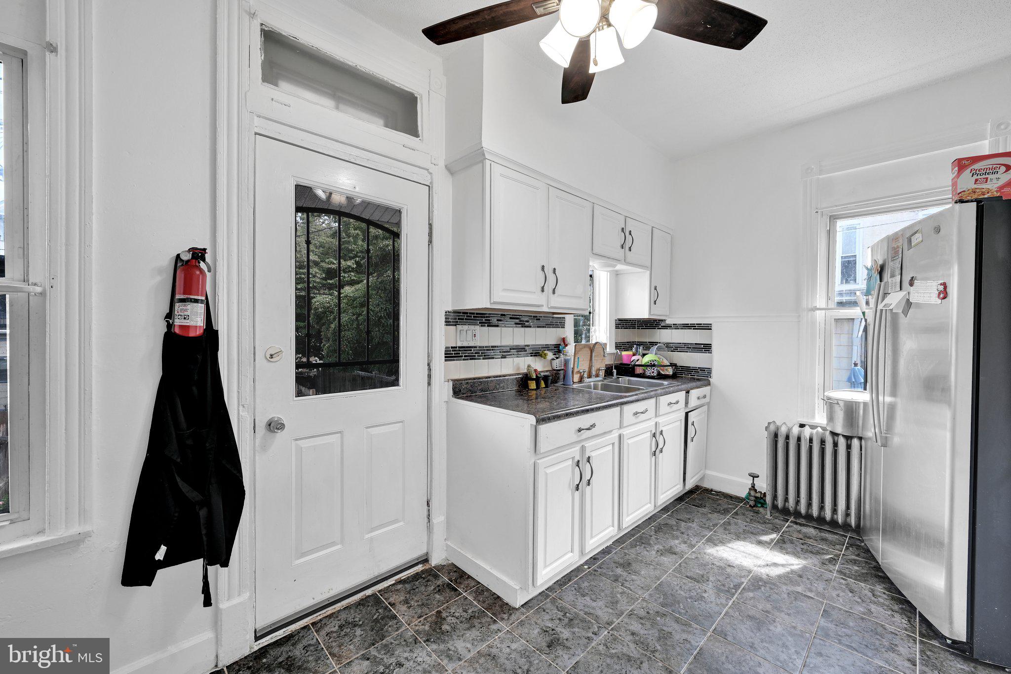 809 Madison Avenue Reading, PA 19601 - Photo 7 of 27 Gallery Image 7