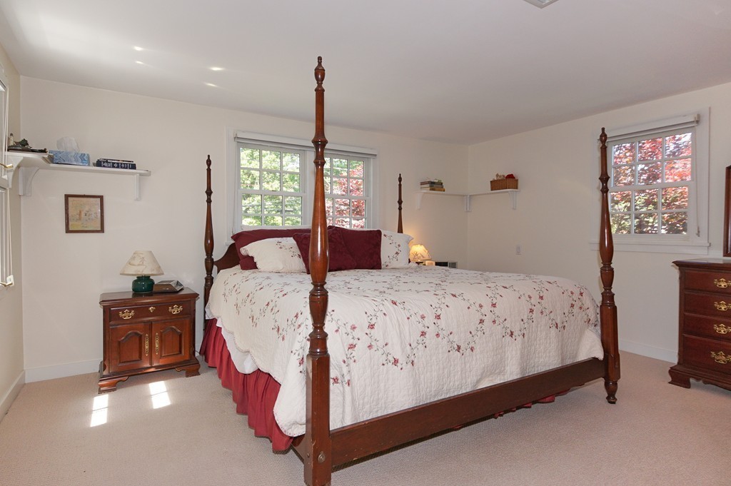43 Harwood Road Natick, MA 01760 - Photo 12 of 29 Gallery Image 12