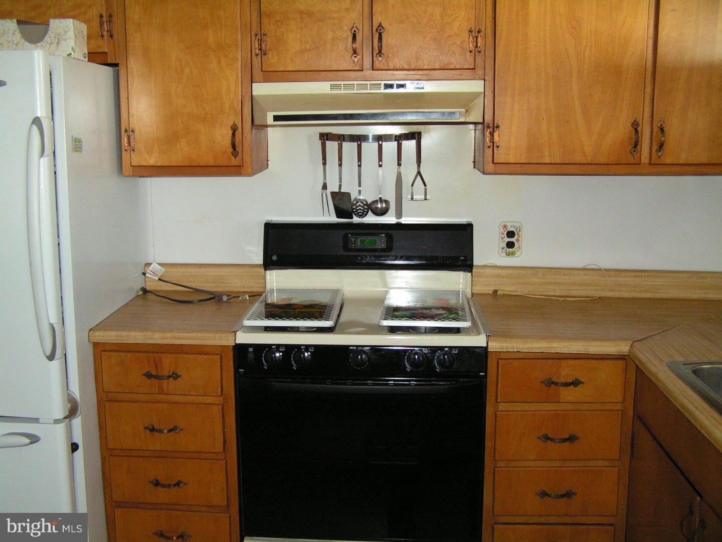 1102 Ralph Road Newark, DE 19713 - Photo 3 of 11