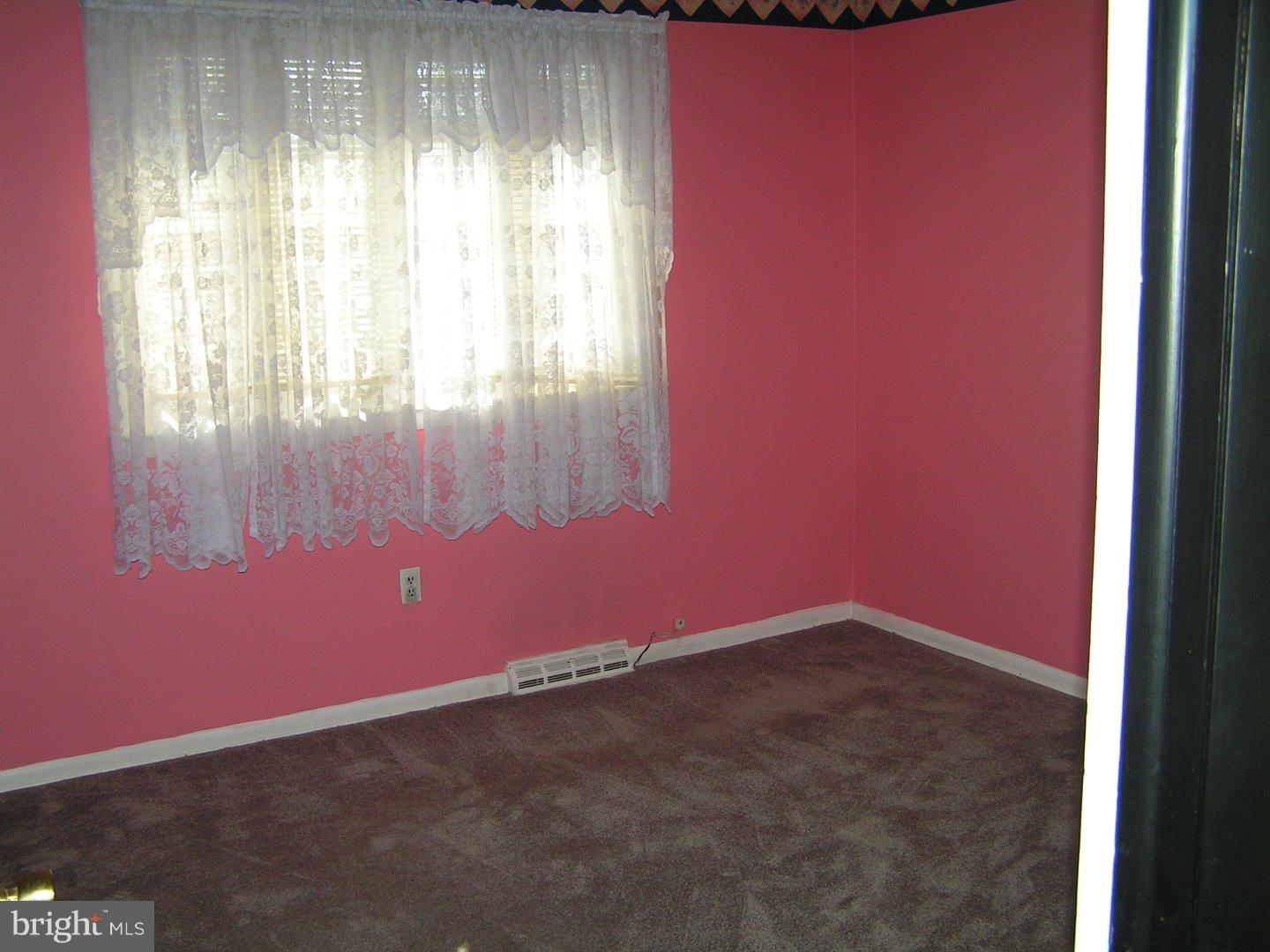 1102 Ralph Road Newark, DE 19713 - Photo 7 of 11