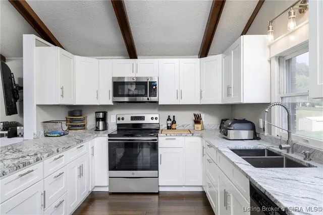 $350,000 | 1230 Karen Avenue Northwest, Corydon, IN 47112