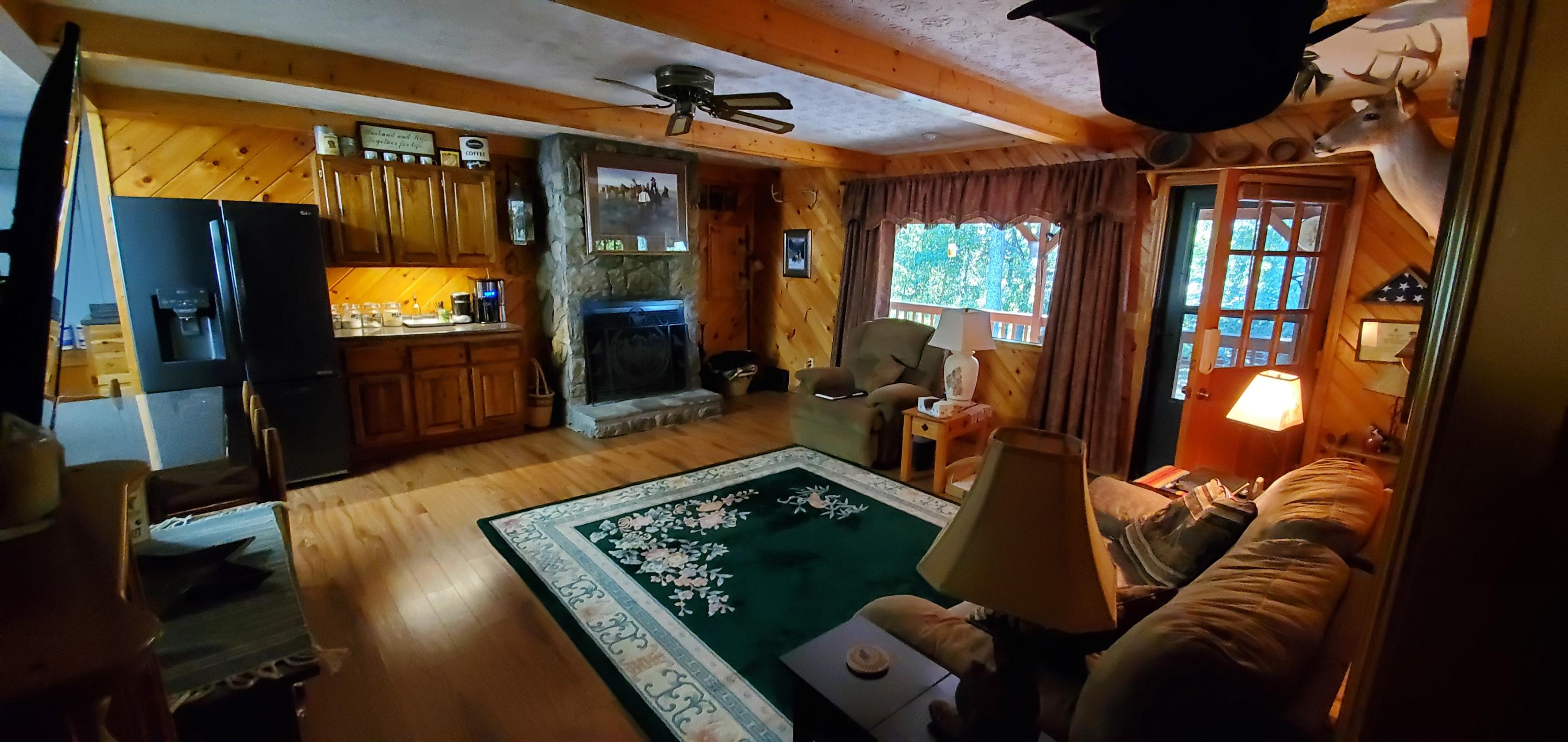 2454 Doe Road Newport, TN 37821 - Photo 12 of 28 Living Room