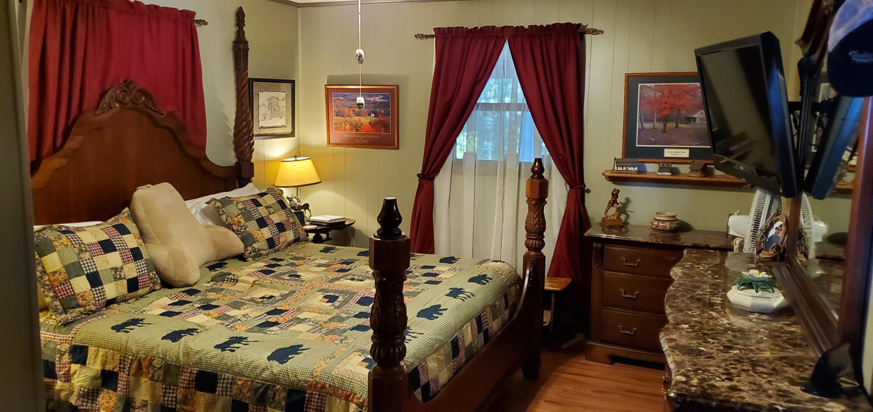 2454 Doe Road Newport, TN 37821 - Photo 16 of 28 Master Bedroom