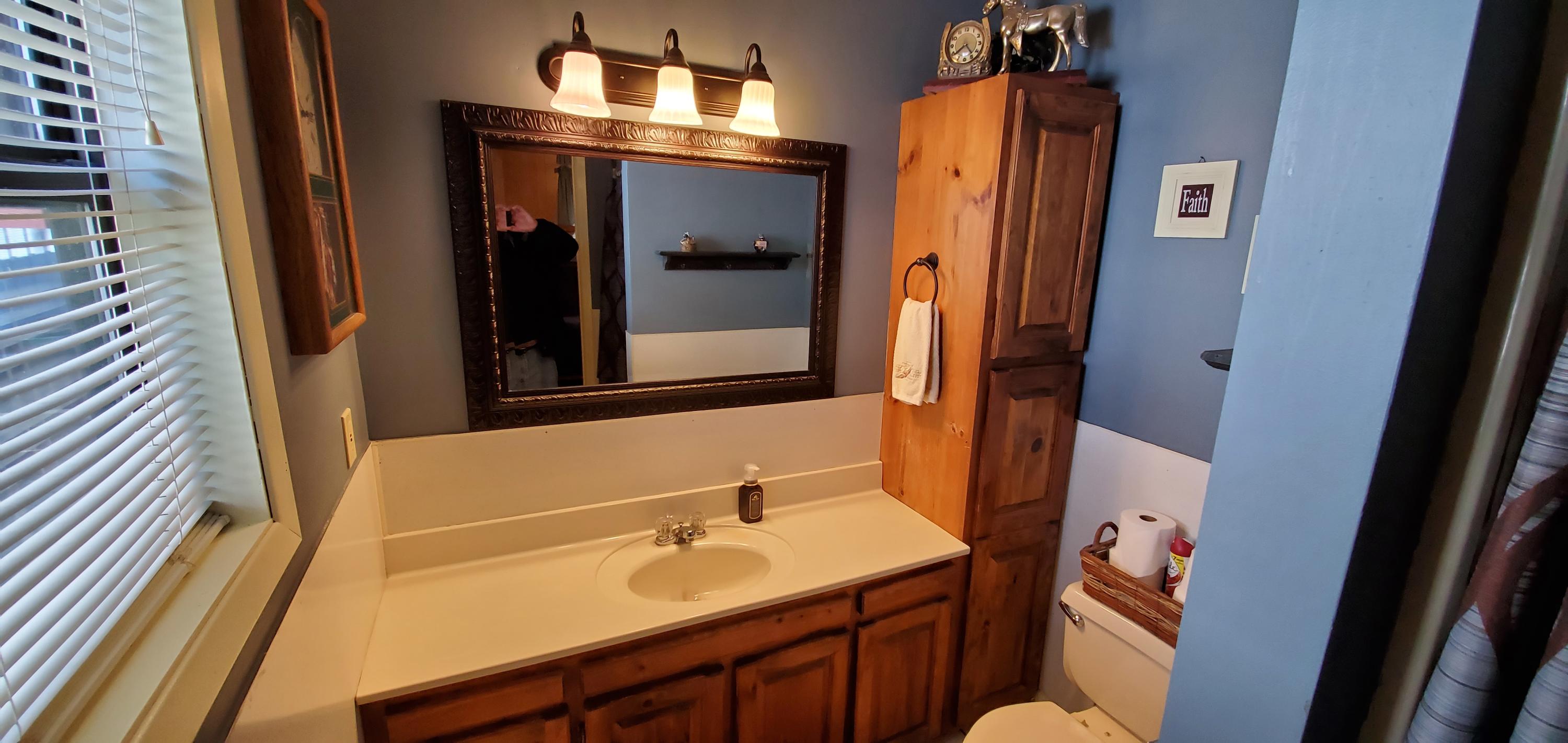 2454 Doe Road Newport, TN 37821 - Photo 22 of 28 2nd Bathroom