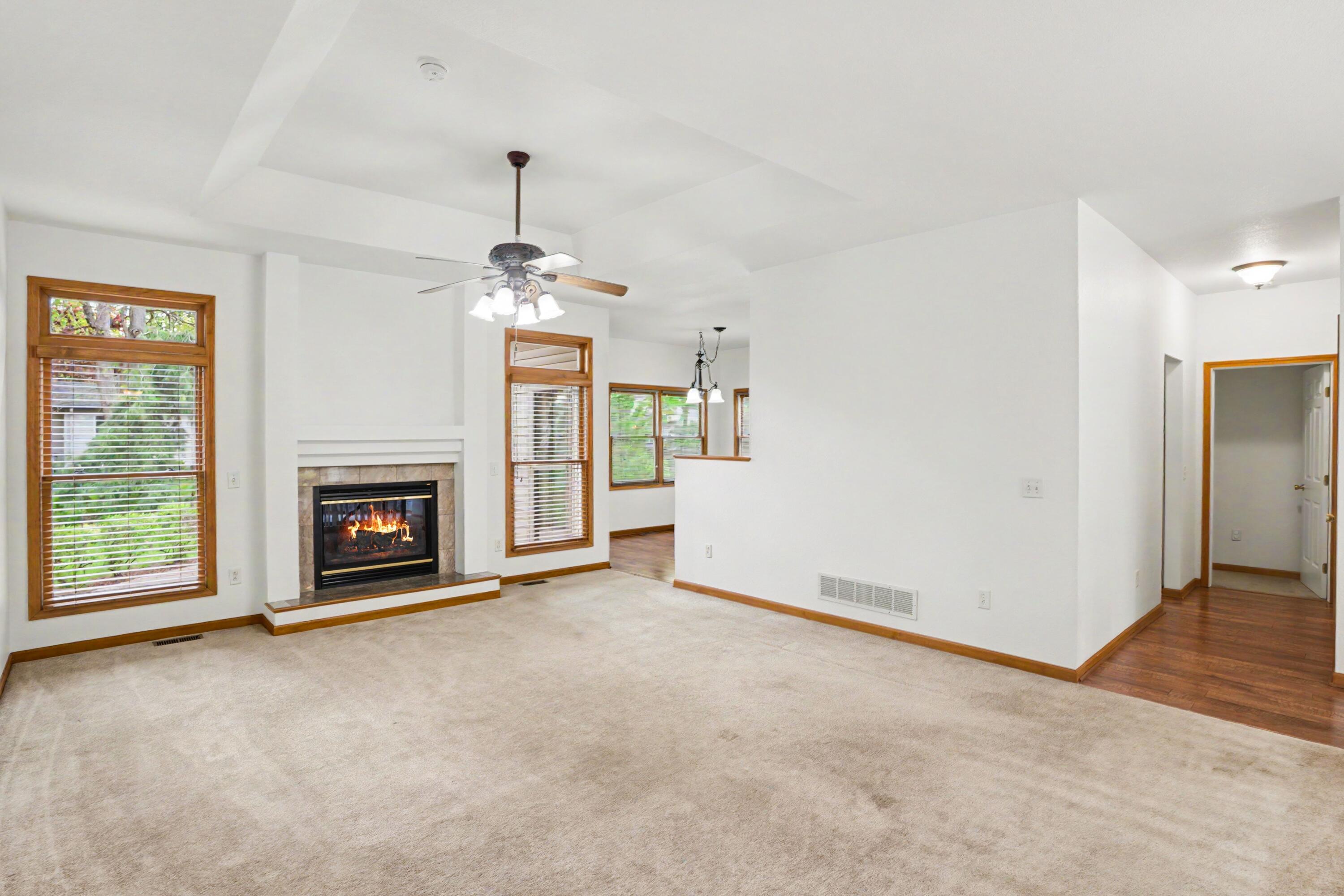 6774 Lockmill Road Temperance, MI 48182 - Photo 9 of 25 006_file_2650