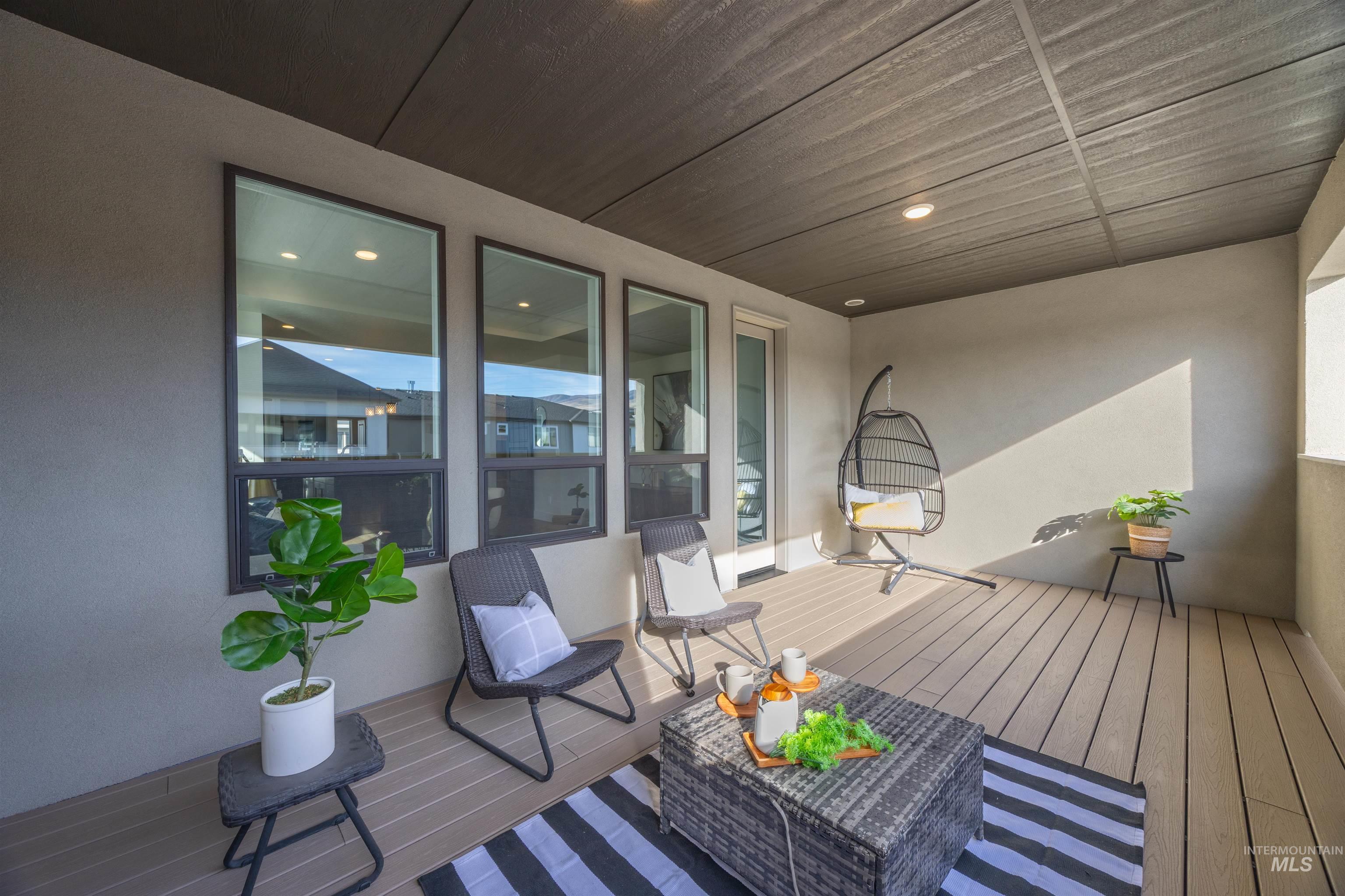 3282 South Millbrook Way Boise, ID 83716 - Photo 35 of 45 View of wooden deck