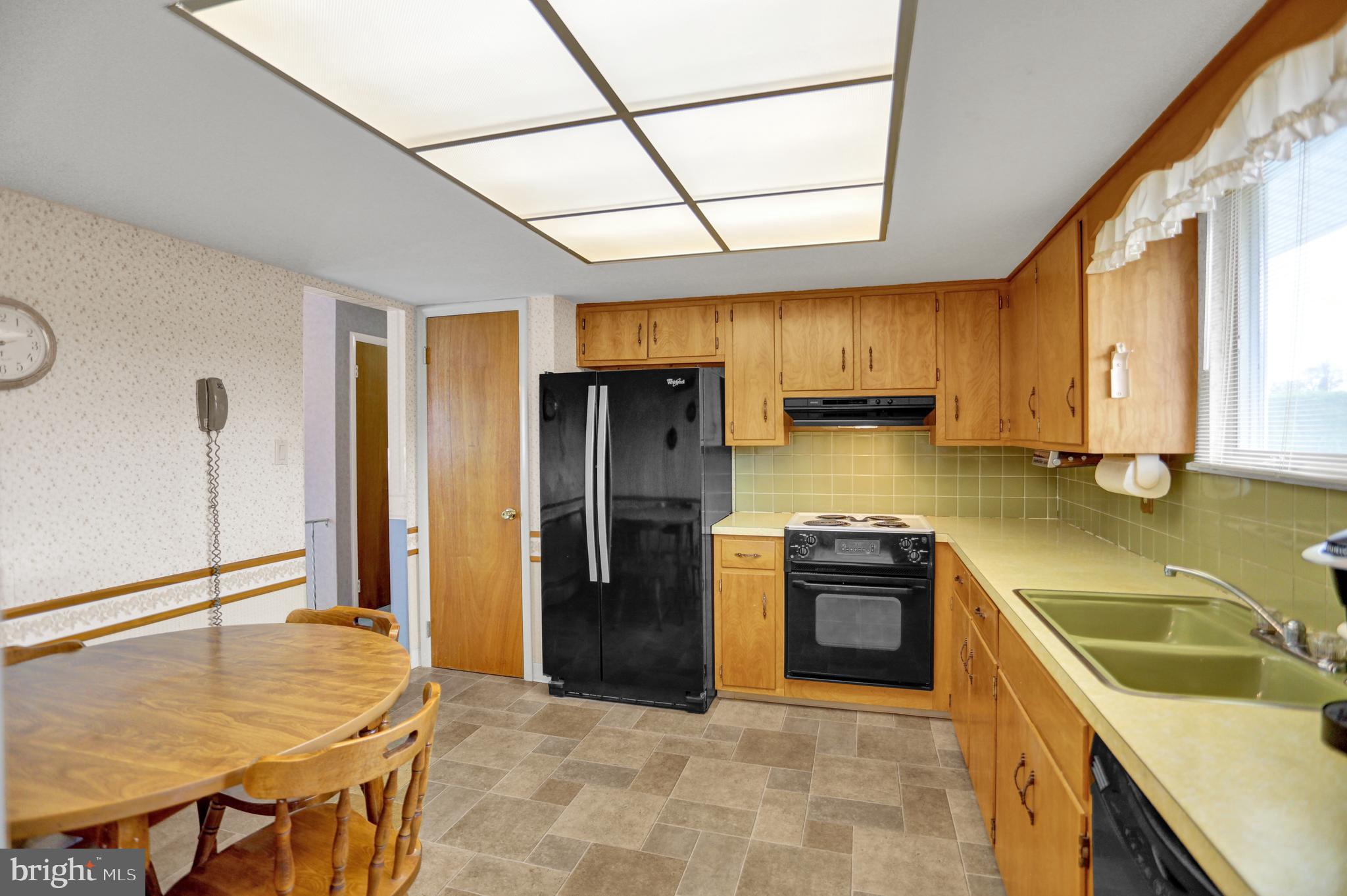 368 Snyder Road Reading, PA 19605 - Photo 16 of 40 Gallery Image 16