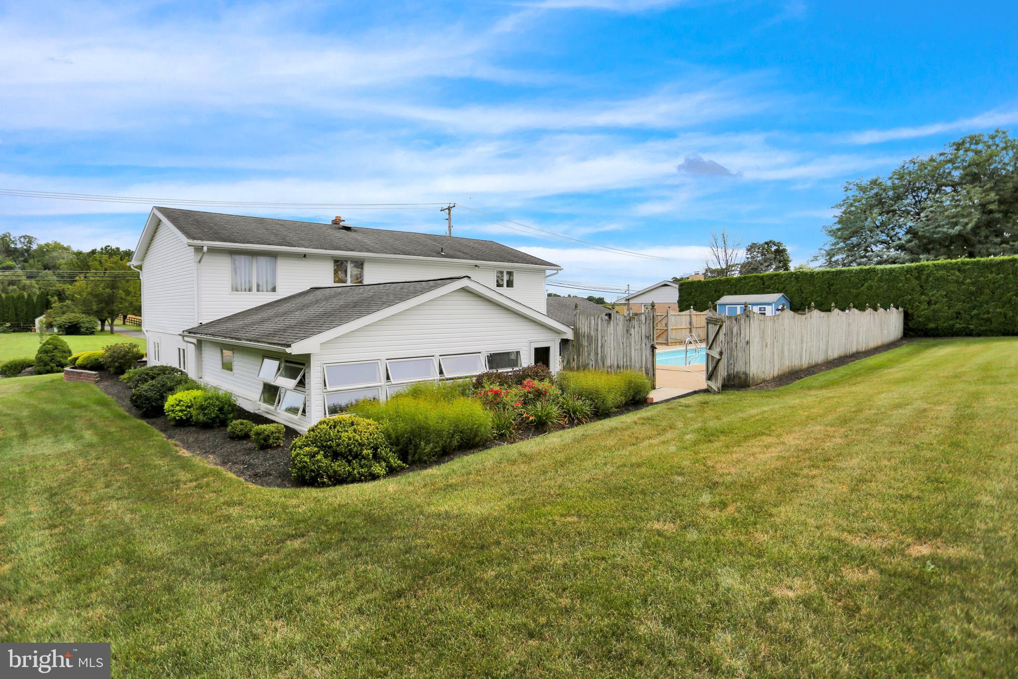 368 Snyder Road Reading, PA 19605 - Photo 6 of 40 Gallery Image 6
