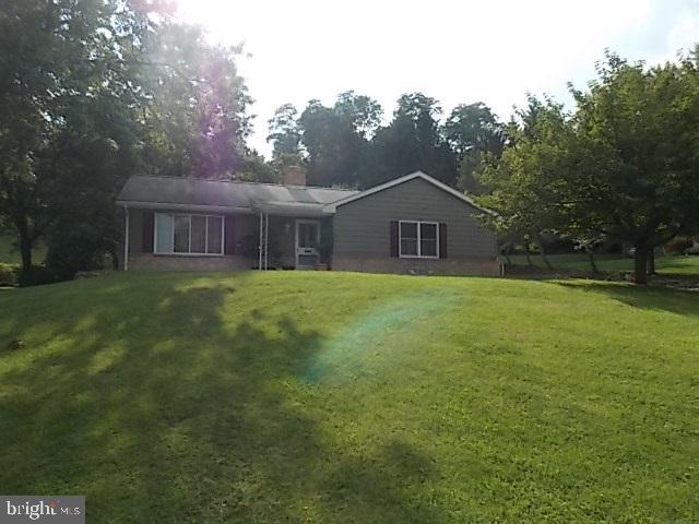 1960 Alcott Road York, PA 17406 - Photo 2 of 32 Gallery Image 2