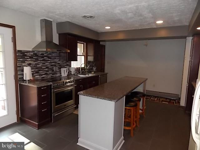 1960 Alcott Road York, PA 17406 - Photo 14 of 32 Gallery Image 14
