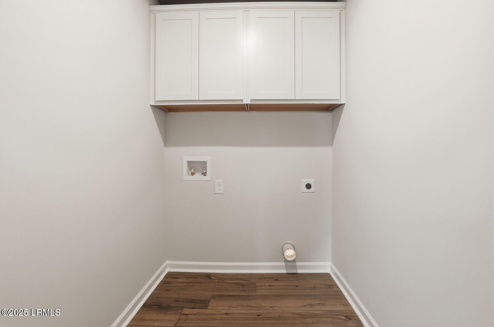 22 Concourse Drive Ridgeland, SC 29936 - Photo 22 of 31 laundry room