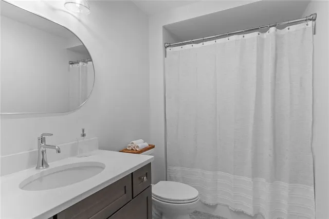 $640,000 | 106 Child Lane, Warwick, RI 02886