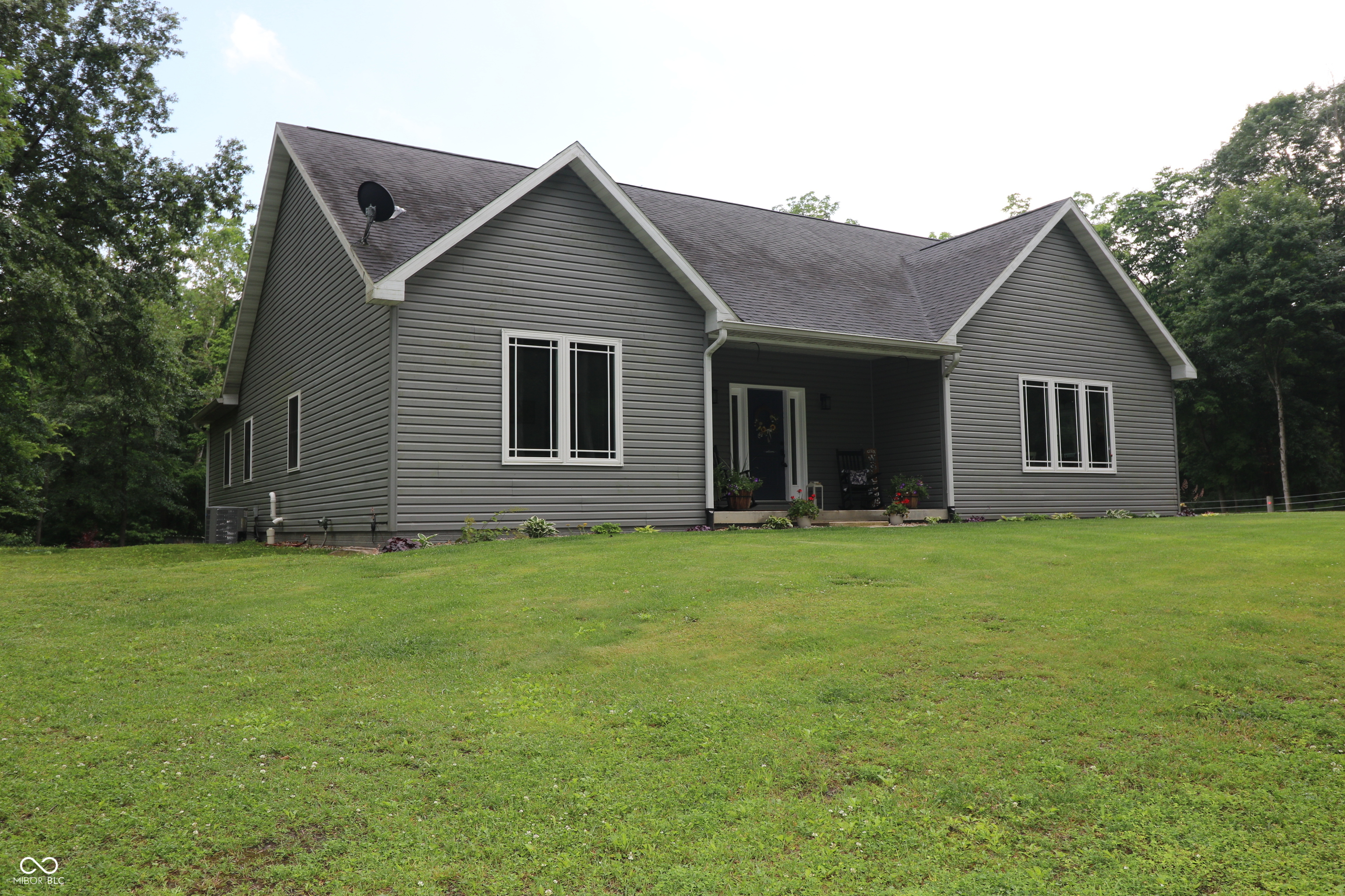 355 East Johnson Bridge Road Williamsport, IN 47993 - Photo 4 of 71