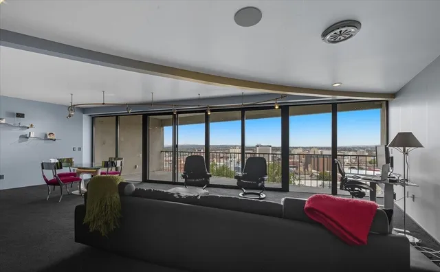 $575,000 | 700 West 7th Avenue, Unit 806, Spokane, WA 99204