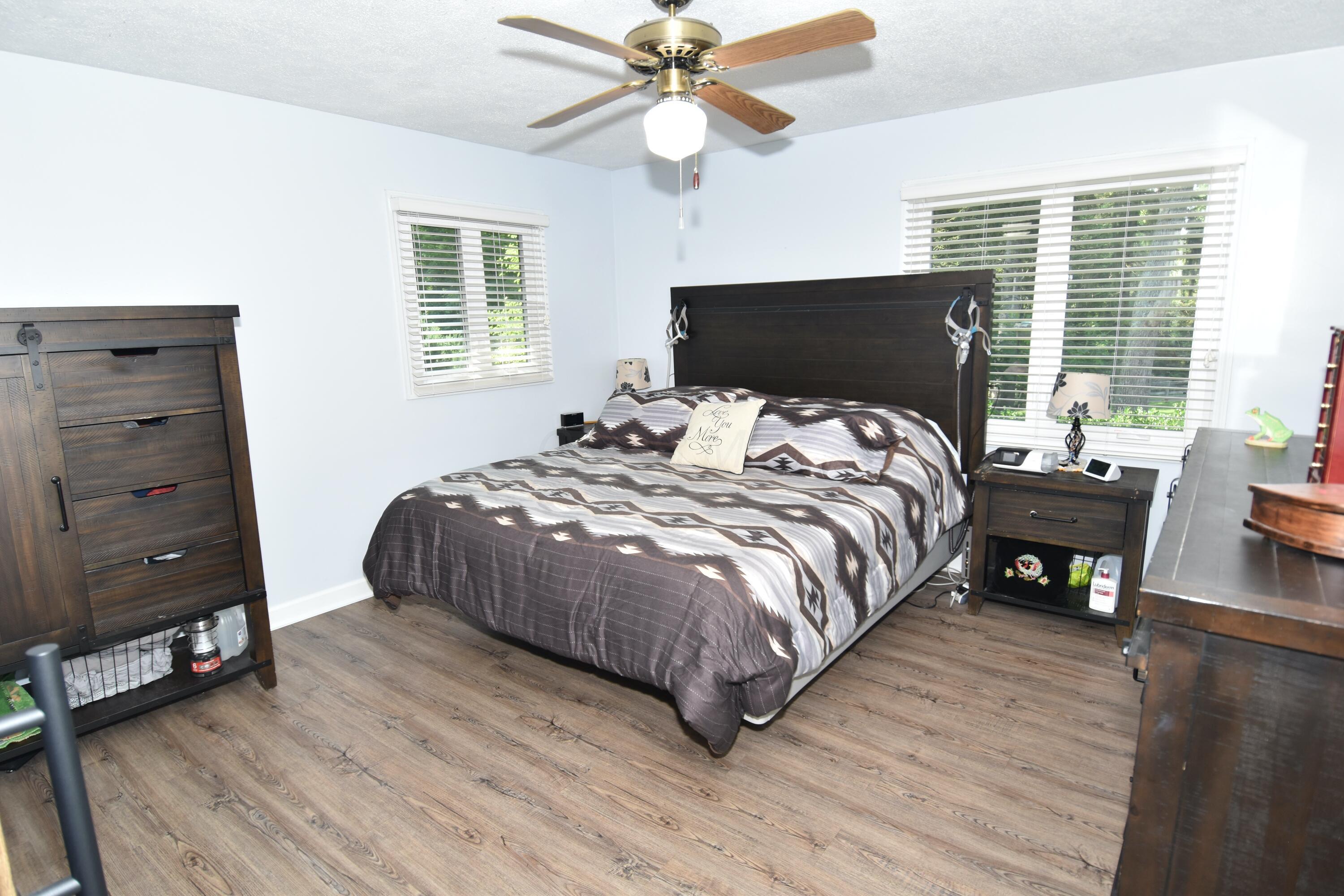 15 Tow Path Road Granville, OH 43023 - Photo 39 of 79 Owners Bedroom 13'1 X 13'1"