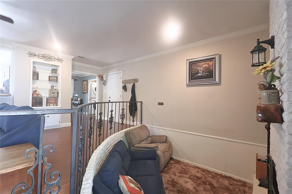 505 Colonial Drive Athens, TX 75751 - Photo 11 of 33 a living room with furniture and wooden floor