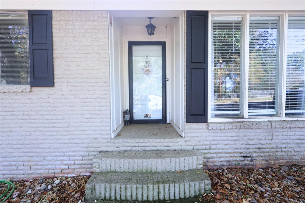 505 Colonial Drive Athens, TX 75751 - Photo 29 of 33 a view of entrance with door