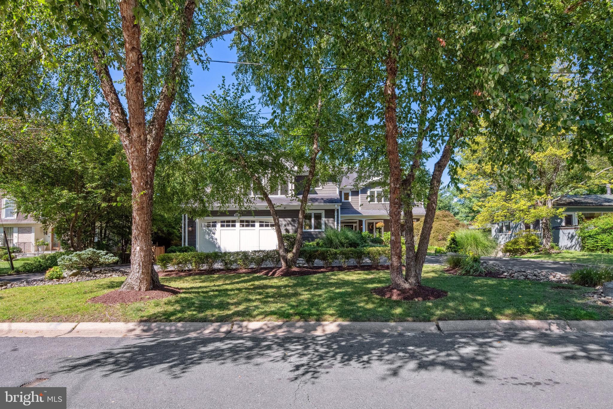 6236 Clearwood Road Bethesda, MD 20817 - Photo 2 of 67
