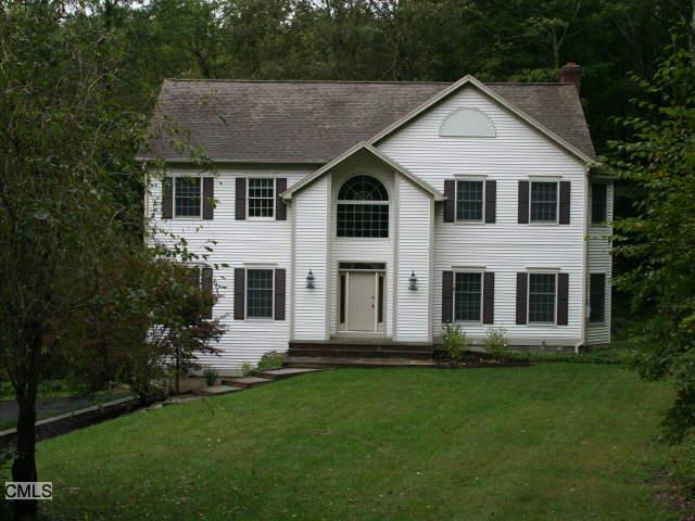 28 Beaver Bog Road New Fairfield, CT 06812 - Photo 1 of 1 Gallery Image 1