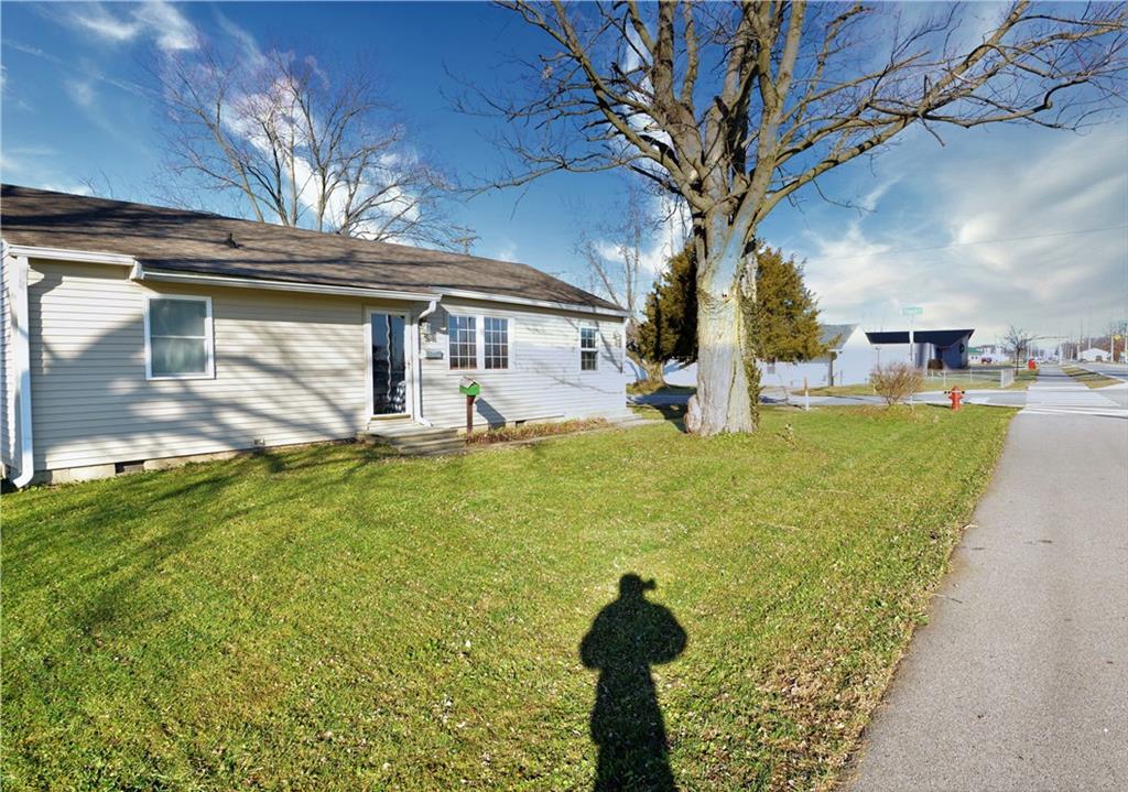 544 North Carr Road Plainfield, IN 46168 - Photo 5 of 27 Gallery Image 5