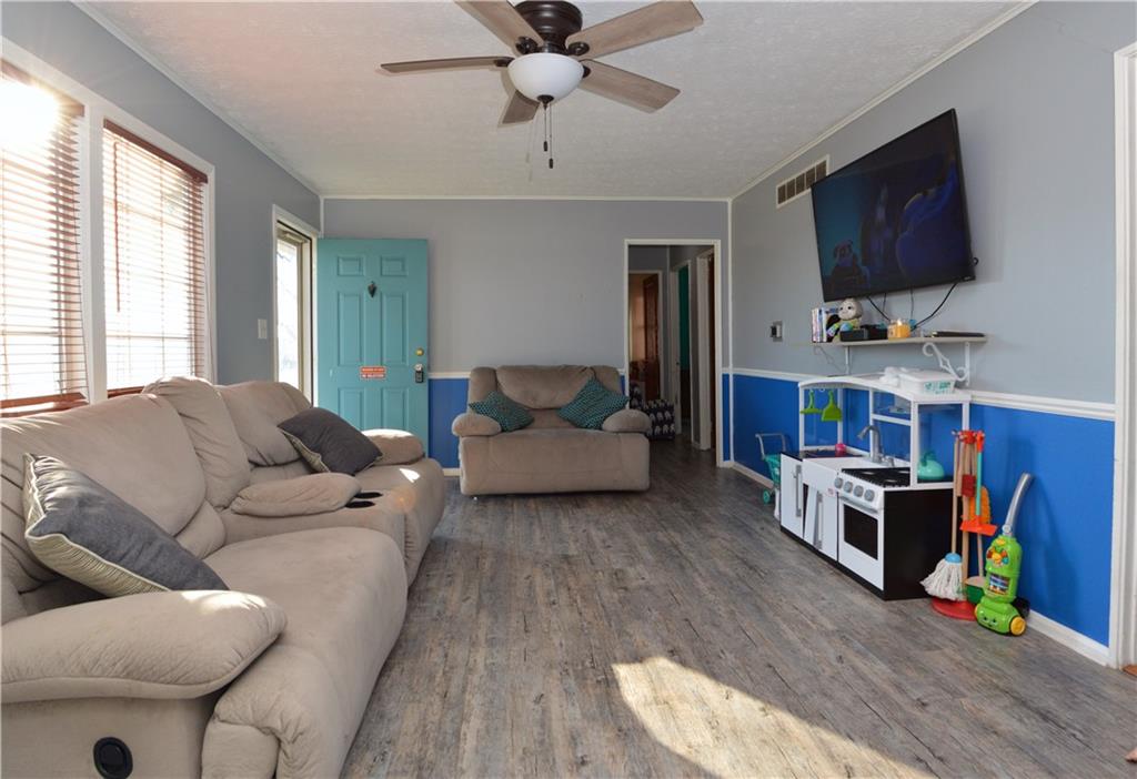 544 North Carr Road Plainfield, IN 46168 - Photo 9 of 27 Gallery Image 9