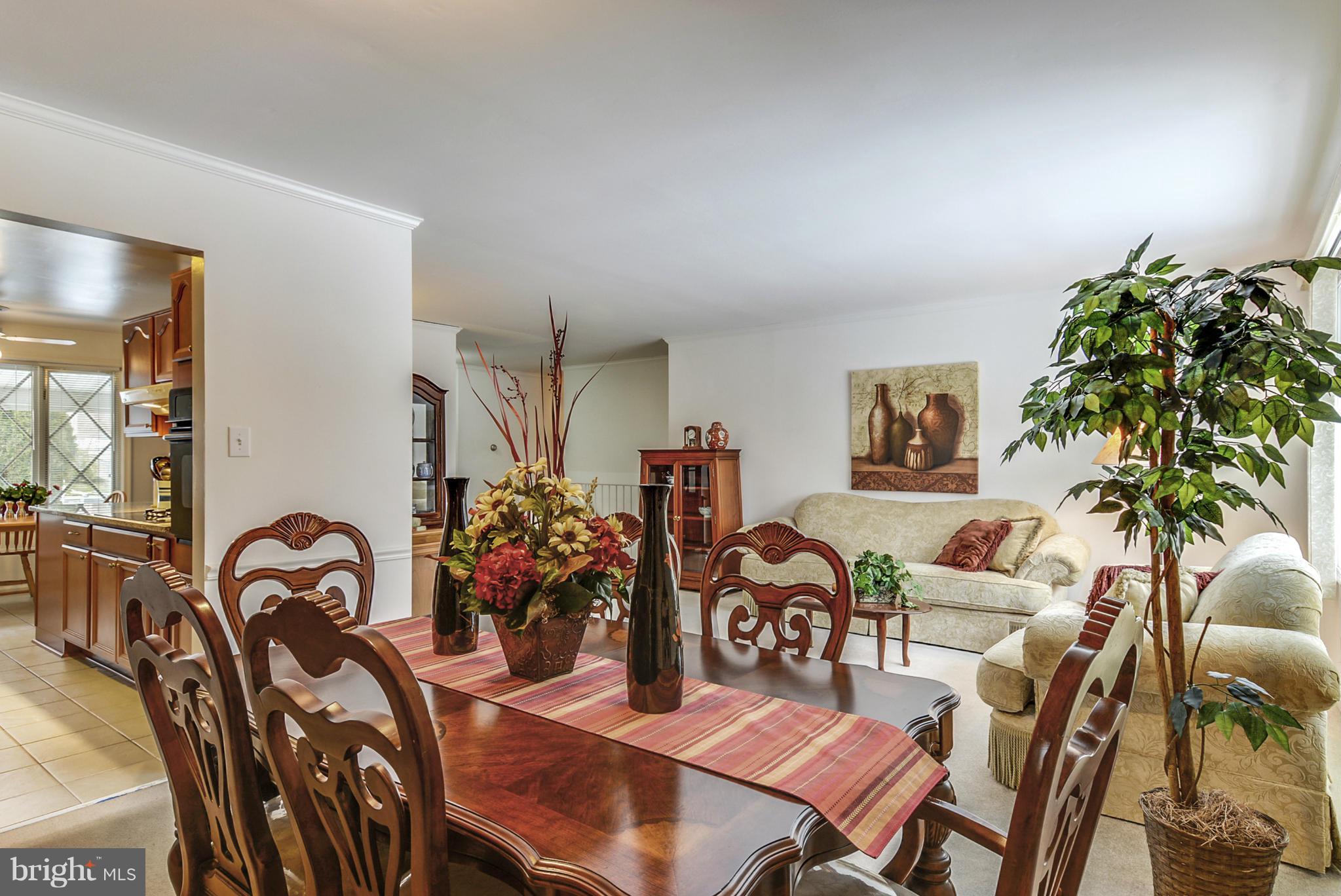 2105 Edgeware Street Silver Spring, MD 20905 - Photo 12 of 30 Dining Room