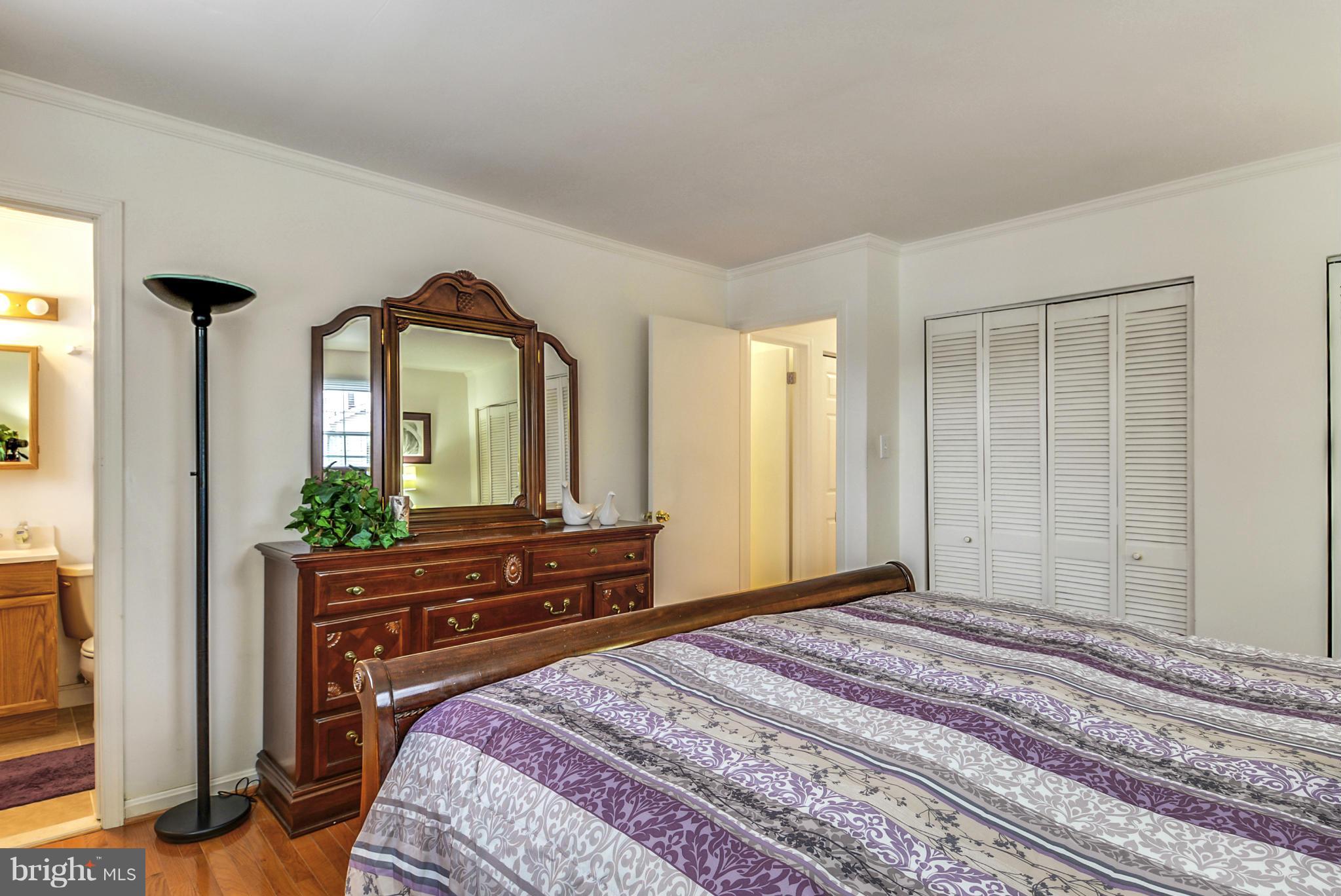 2105 Edgeware Street Silver Spring, MD 20905 - Photo 16 of 30 Bedroom (Master)