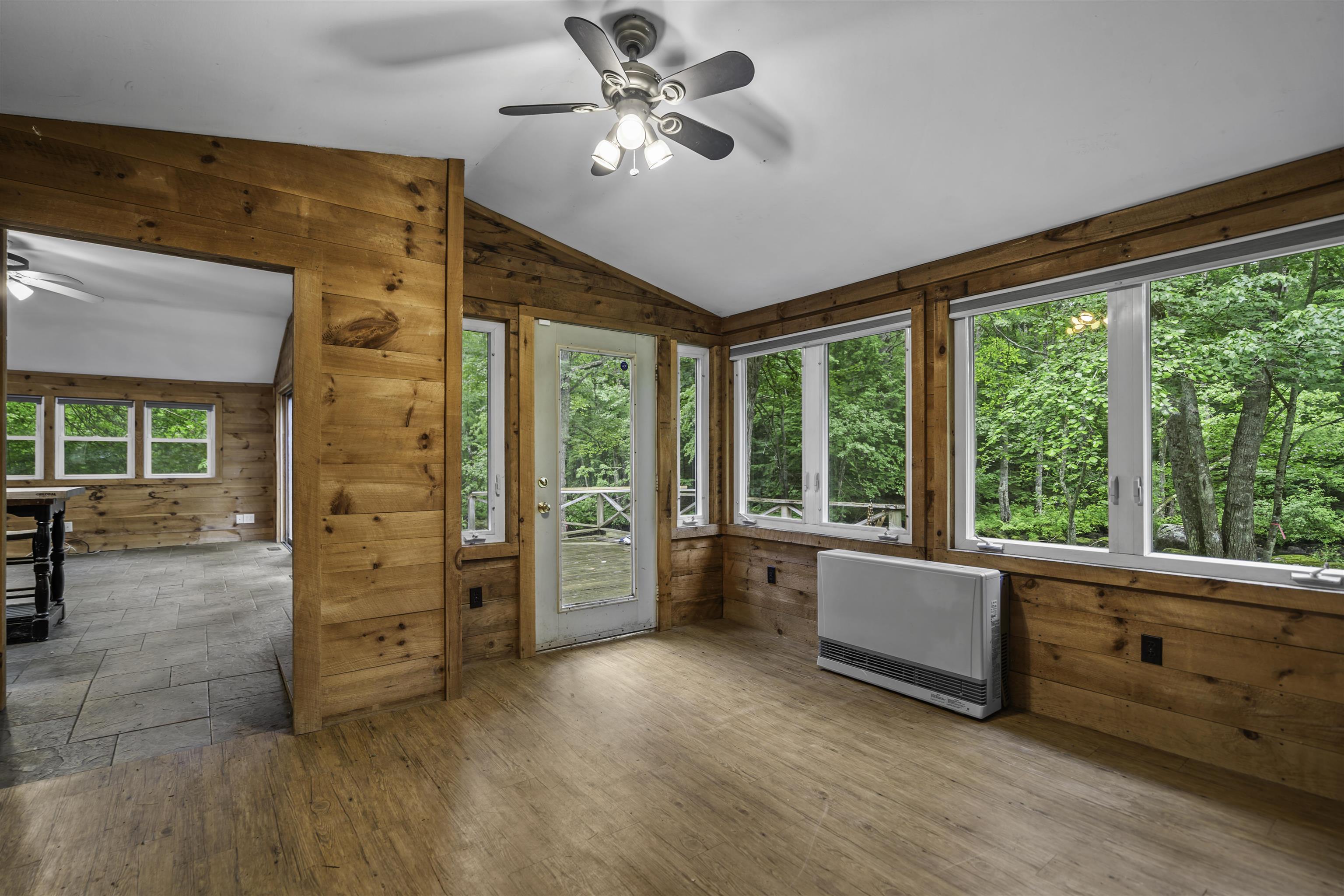 566 Beard Road Hillsborough, NH 03244 - Photo 15 of 27