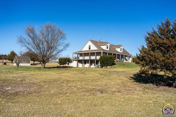 $525,000 | 1922 Northeast 70th Street, Topeka, KS 66617
