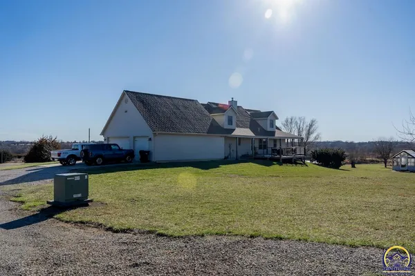 $525,000 | 1922 Northeast 70th Street, Topeka, KS 66617