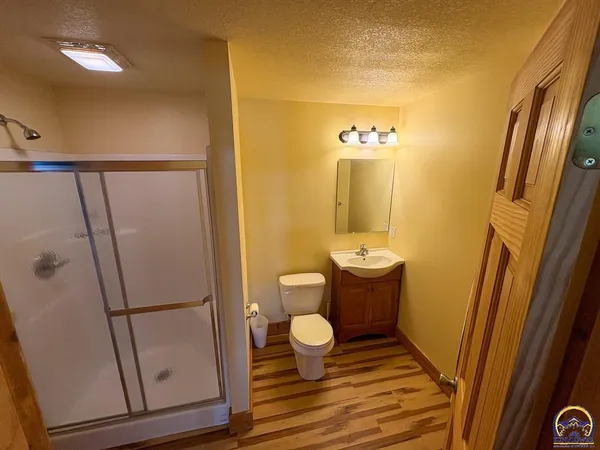 $525,000 | 1922 Northeast 70th Street, Topeka, KS 66617