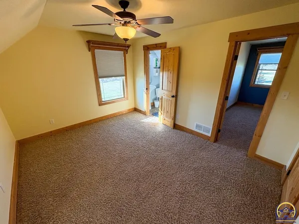 $525,000 | 1922 Northeast 70th Street, Topeka, KS 66617