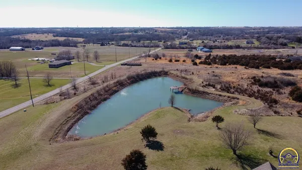 $525,000 | 1922 Northeast 70th Street, Topeka, KS 66617