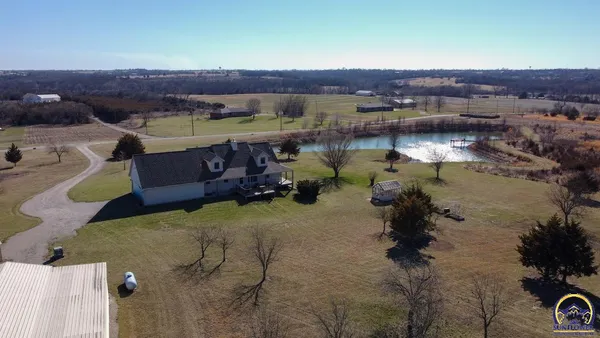 $525,000 | 1922 Northeast 70th Street, Topeka, KS 66617