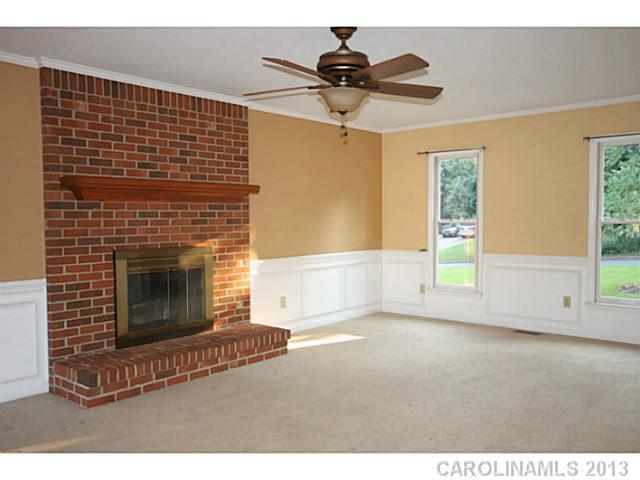 3100 Ivy Creek Road Gastonia, NC 28056 - Photo 2 of 10